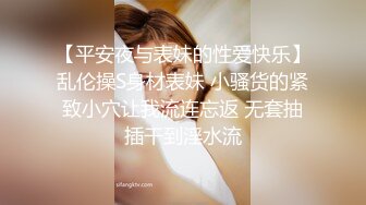 穿着健美裤，一看就是跳舞的，看背影应该是个大美女（无水印）