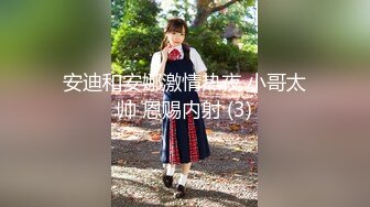 农村居家少妇，拥有吊钟大奶不为过，自己可以同时吃到两个咪咪，倒立特写，也很干净