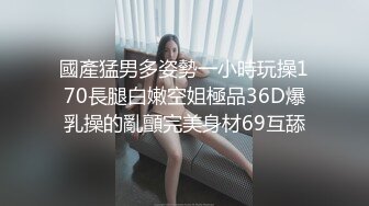 漂亮女闺蜜来家中做客的!