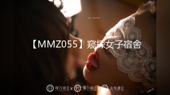 【皇冠1开1车】到了兄弟家 把兄弟和他的女朋友都喝多啦 偷偷走进他们房间玩他媳妇的小穴